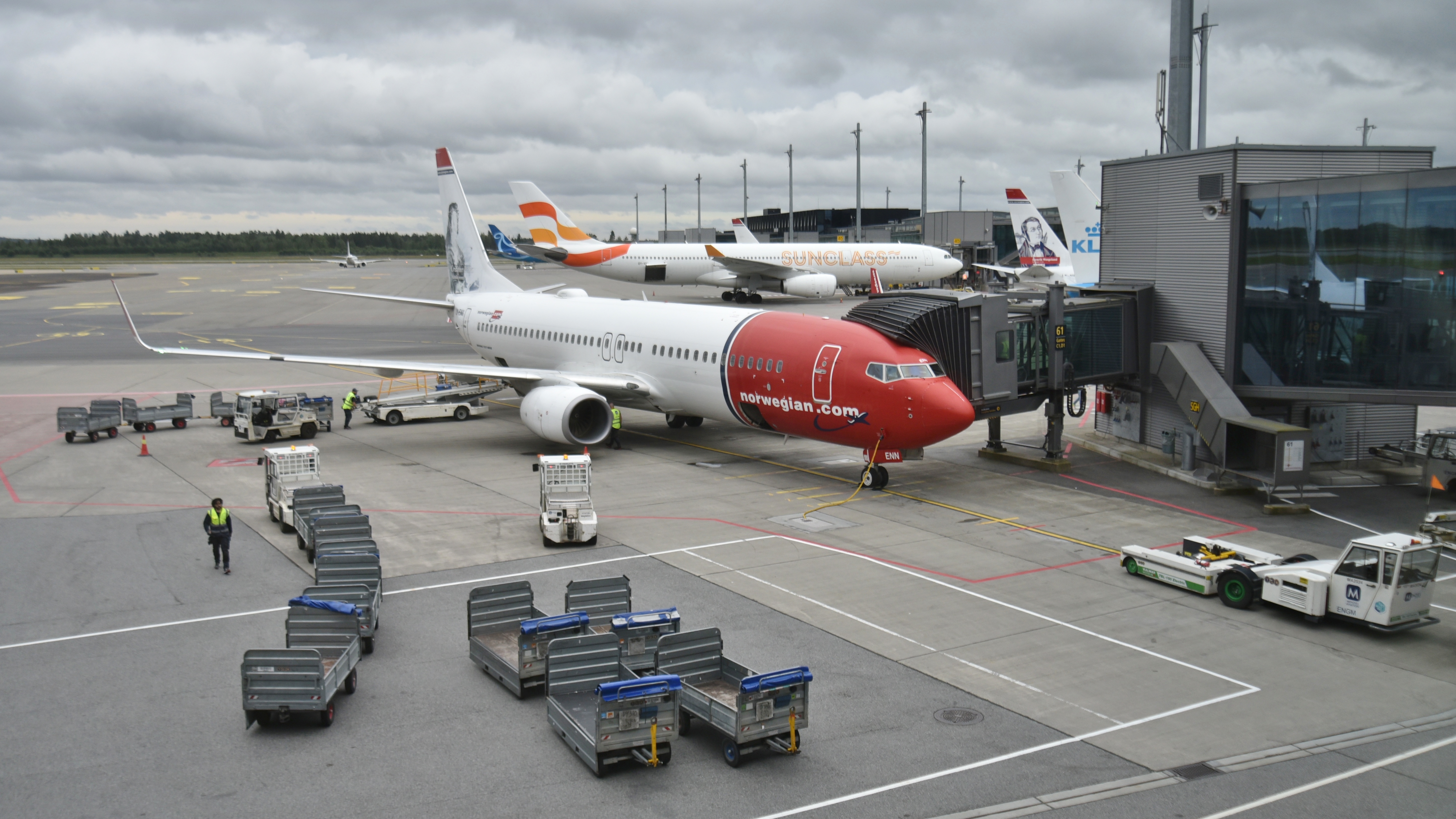 Norwegian adds Santiago de Compostela, Manchester and Seville routes for 2027